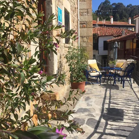 Alquiler Vacacional La Llastra Holiday home *